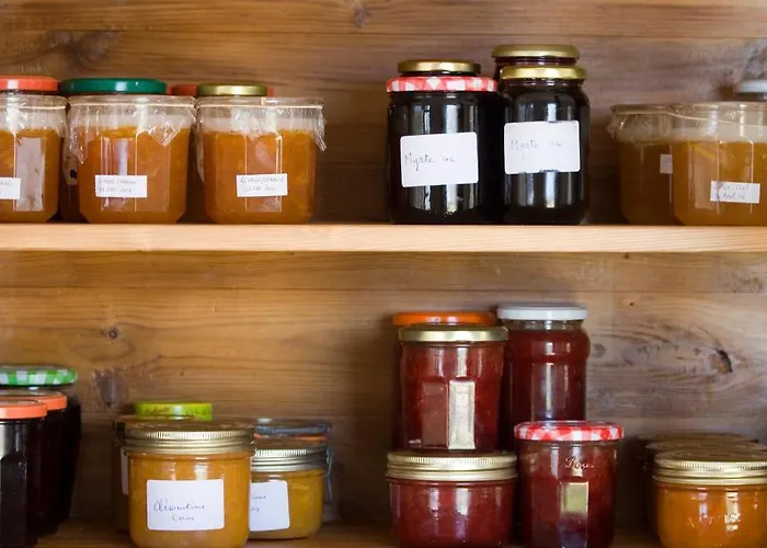 A L'ombre Du Clocher Bed & Breakfast Calenzana