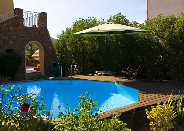 A L'ombre Du Clocher Bed & Breakfast