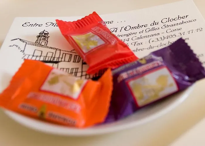 A L'ombre Du Clocher Calenzana